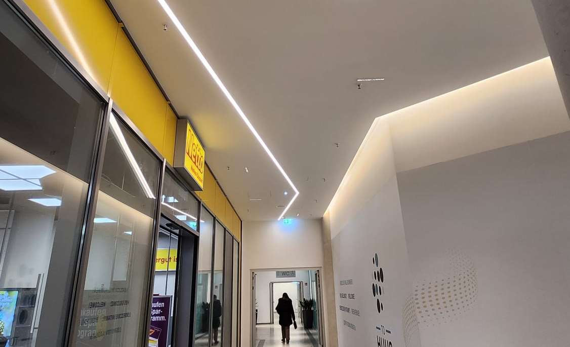 Sanierung Rheydt Galerie Mönchengladbach (TAL 2U Profile-Neko Fusiomn Donwlight-LEDLinear Xooline IP40 Voute- u 4